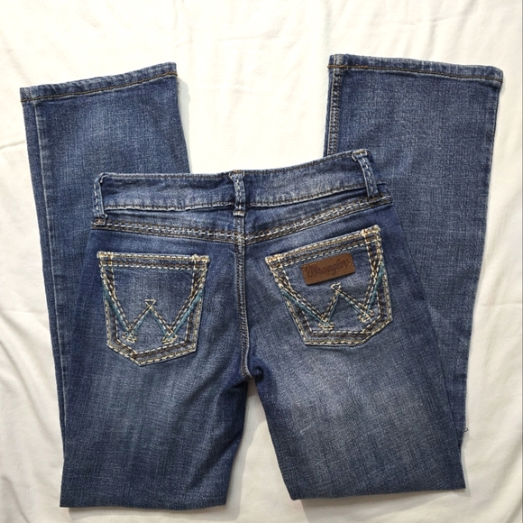 Wrangler Retro® Sadie Bootcut Jeans with a LOW-RISE, RETRO TWIST size 3/… - Picture 1 of 9